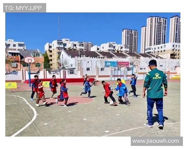 热爱少林足球的足球明星们如何在绿茵场上展现独特魅力与风采